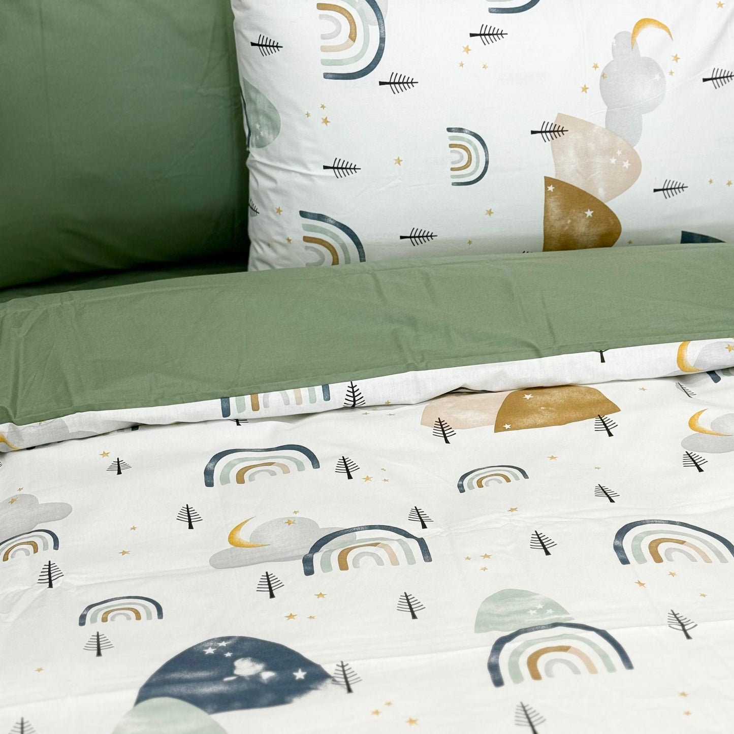 COMFYB 100% COTTON RAINBOW GREEN BED SET