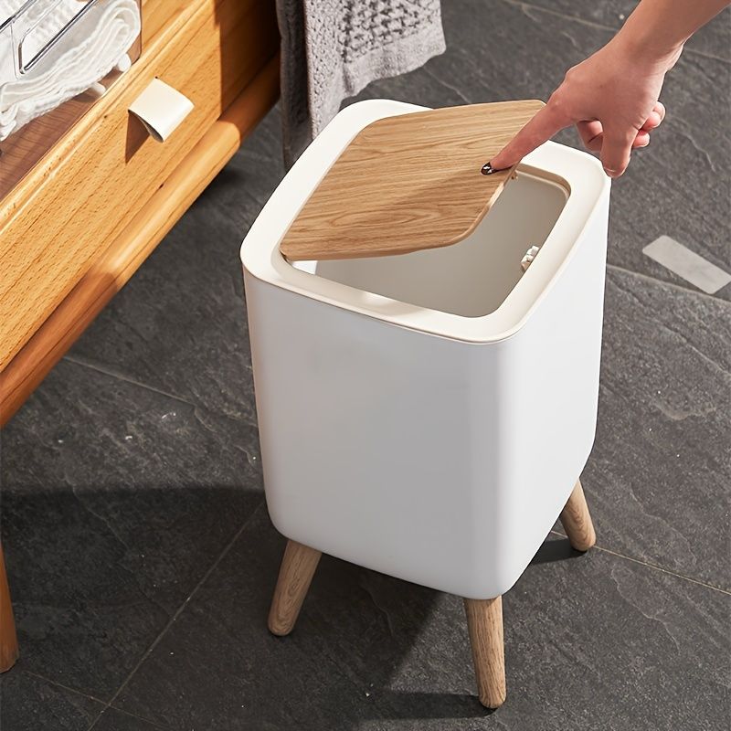 KELO TRASH CAN WITH LID & 4 FEET SQUARE