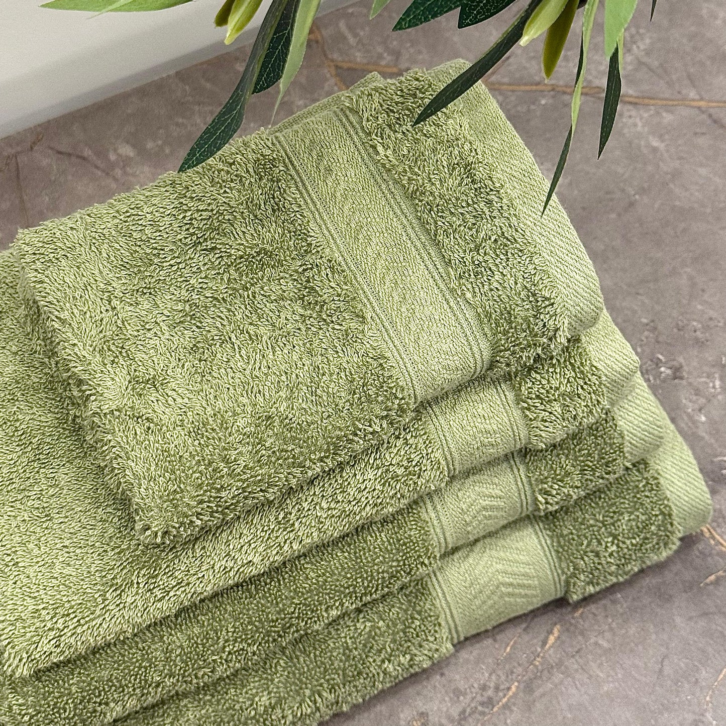 ROYAL 100% COTTON TOWEL VELVET BY CANNON