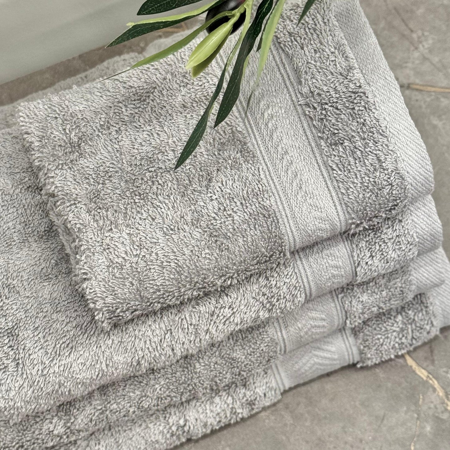 ROYAL 100% COTTON TOWEL VELVET BY CANNON