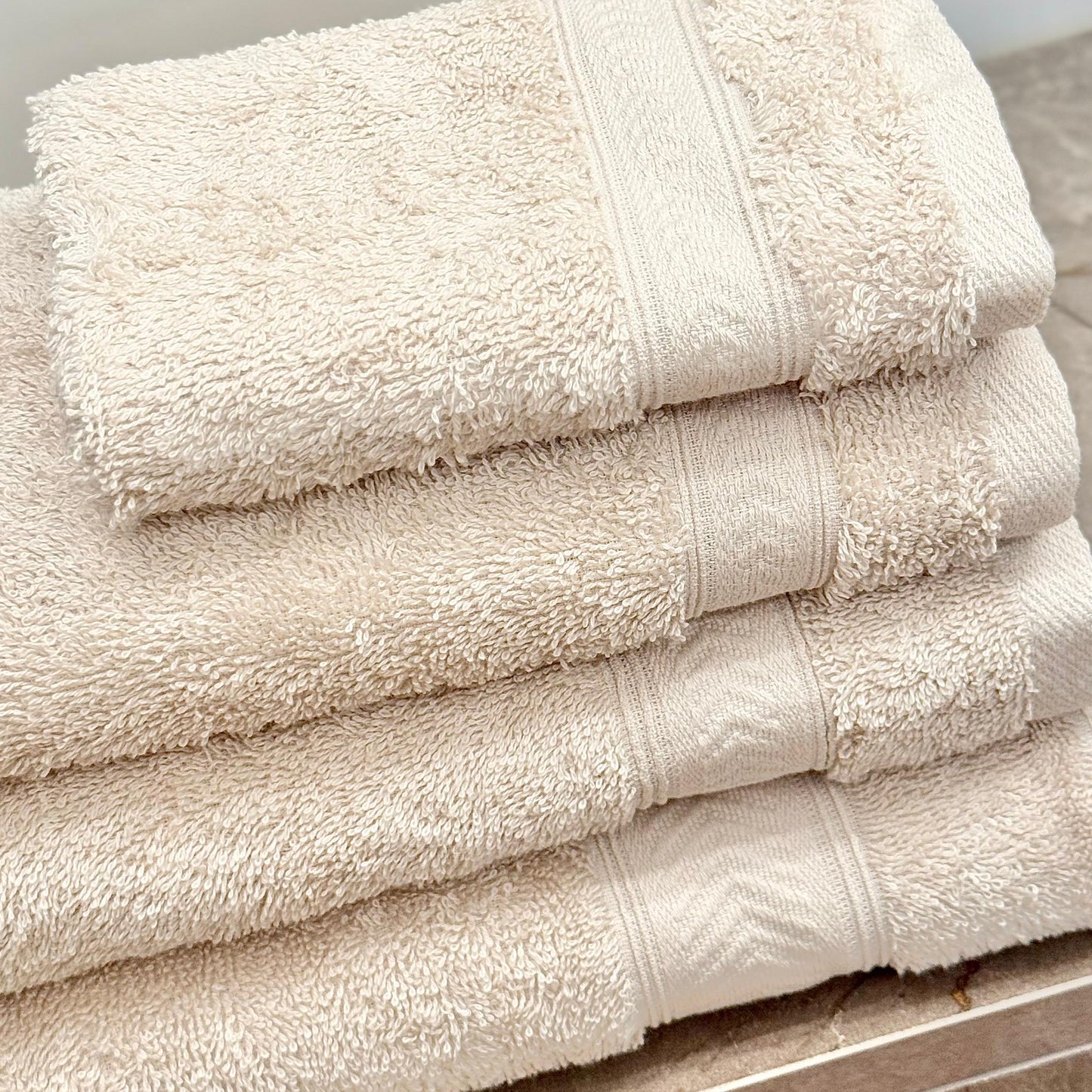 ROYAL 100% COTTON TOWEL VELVET BY CANNON