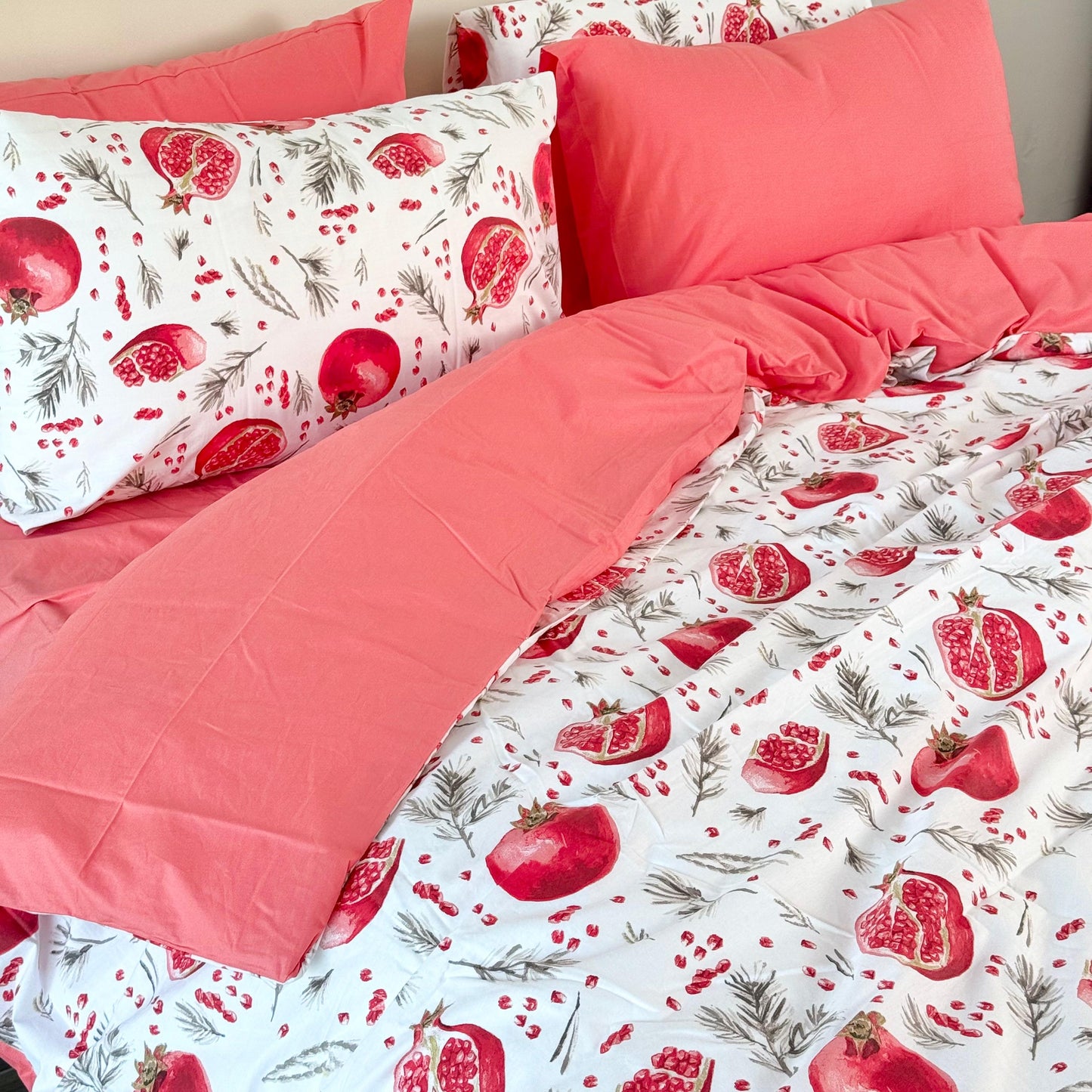 COMFYB 100% COTTON REVERSIBLE BED SET POMEGRANATE