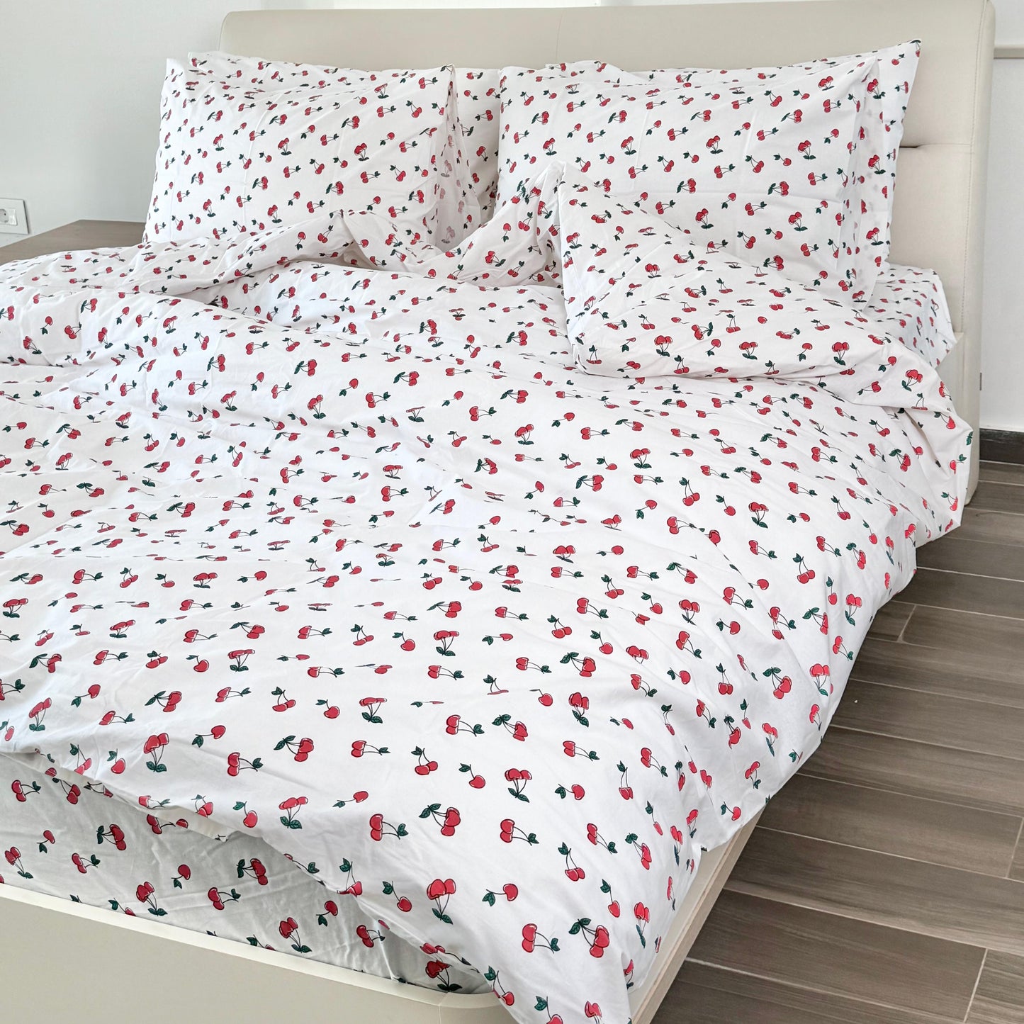COMFYB 100% COTTON REVERSIBLE BED SET CHERRY
