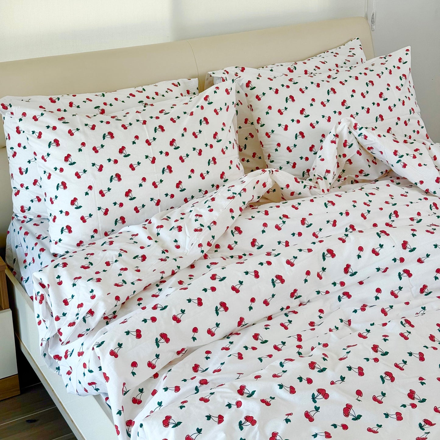 COMFYB 100% COTTON REVERSIBLE BED SET CHERRY