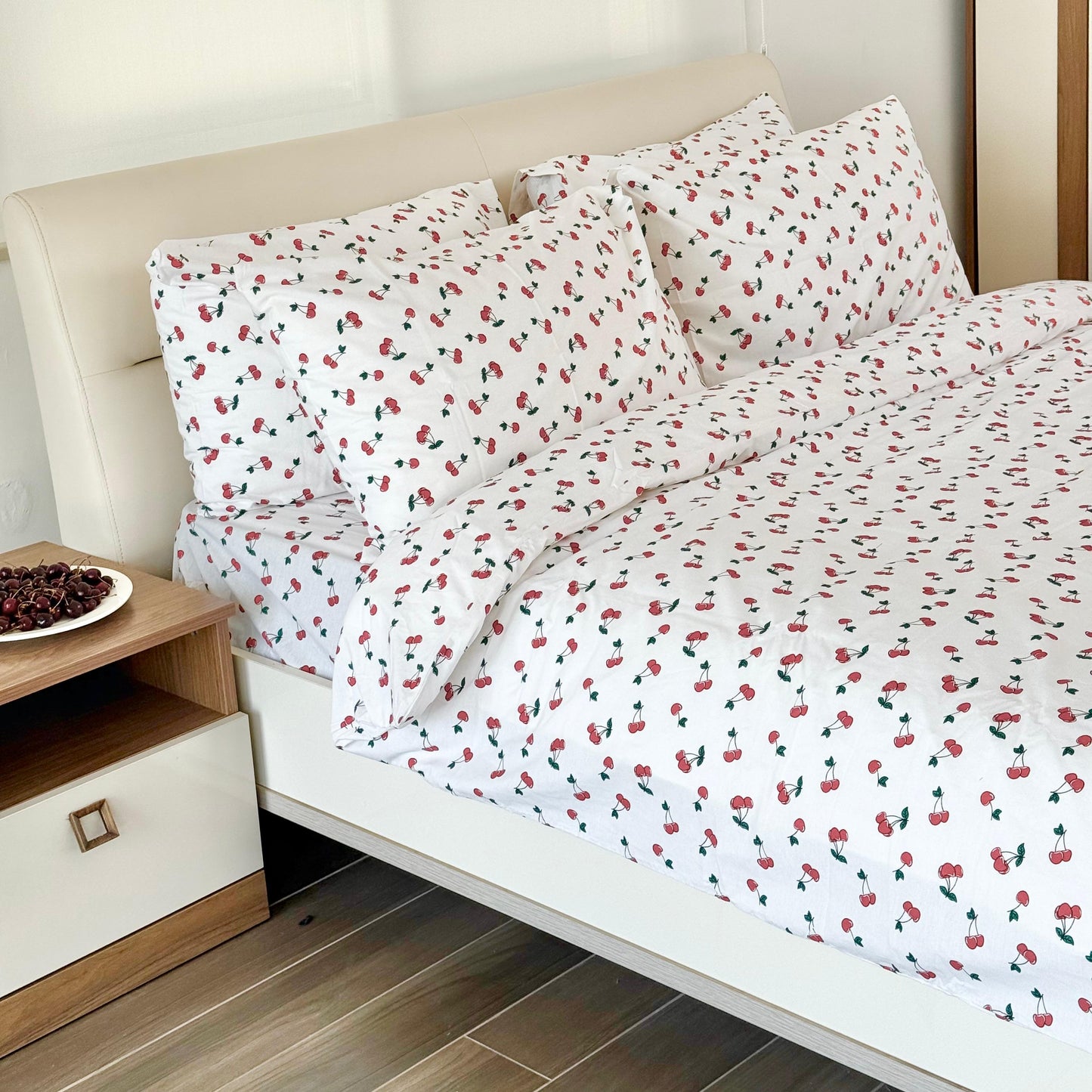 COMFYB 100% COTTON REVERSIBLE BED SET CHERRY