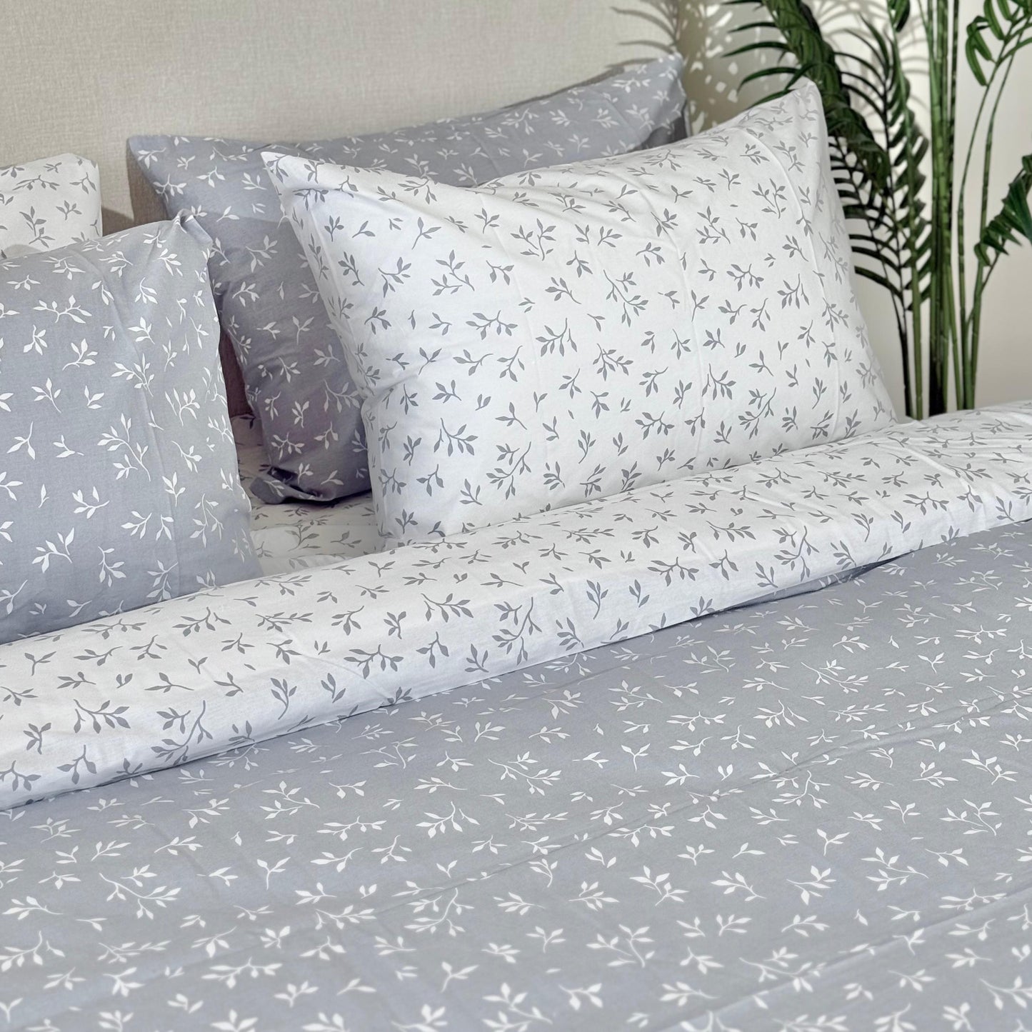 COMFYB 100% COTTON REVERSIBLE BED SET LEAF