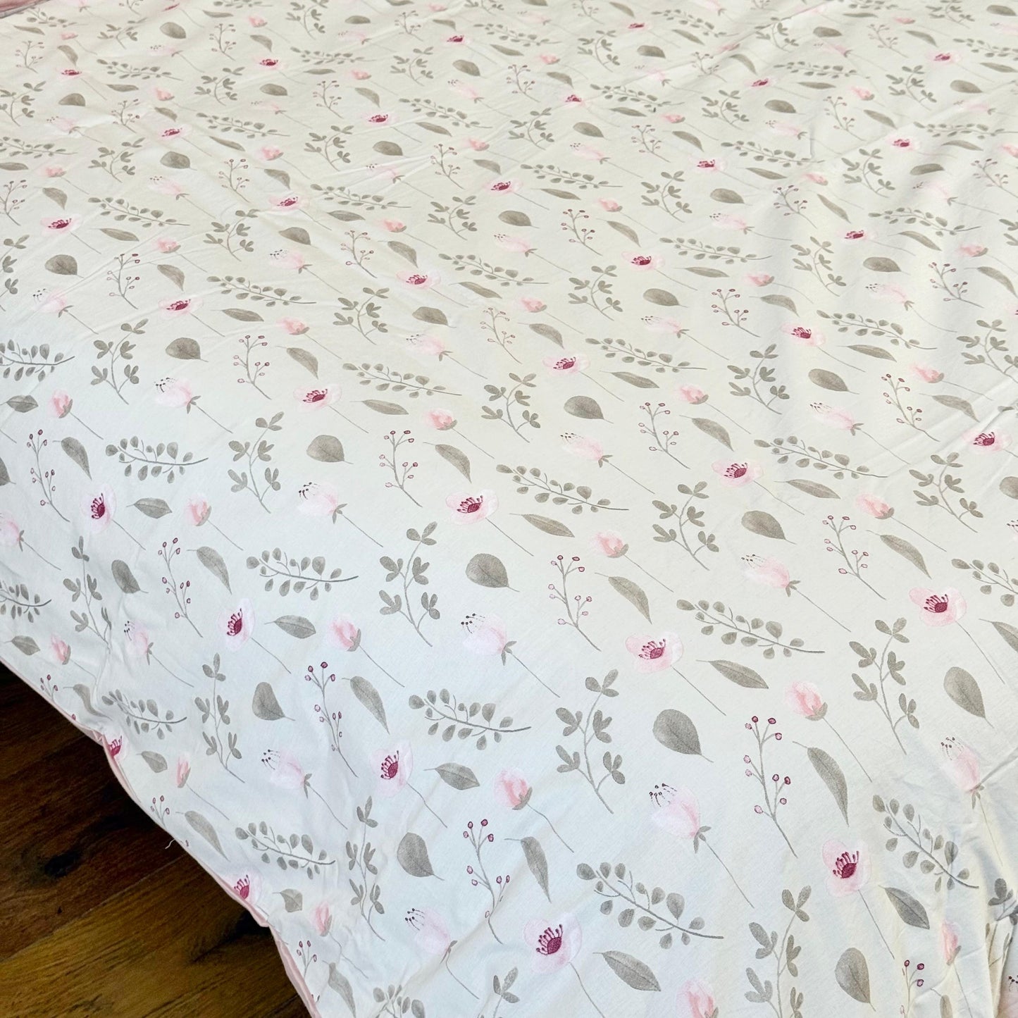 COMFYB 100% COTTON REVERSIBLE BED SET FLOW