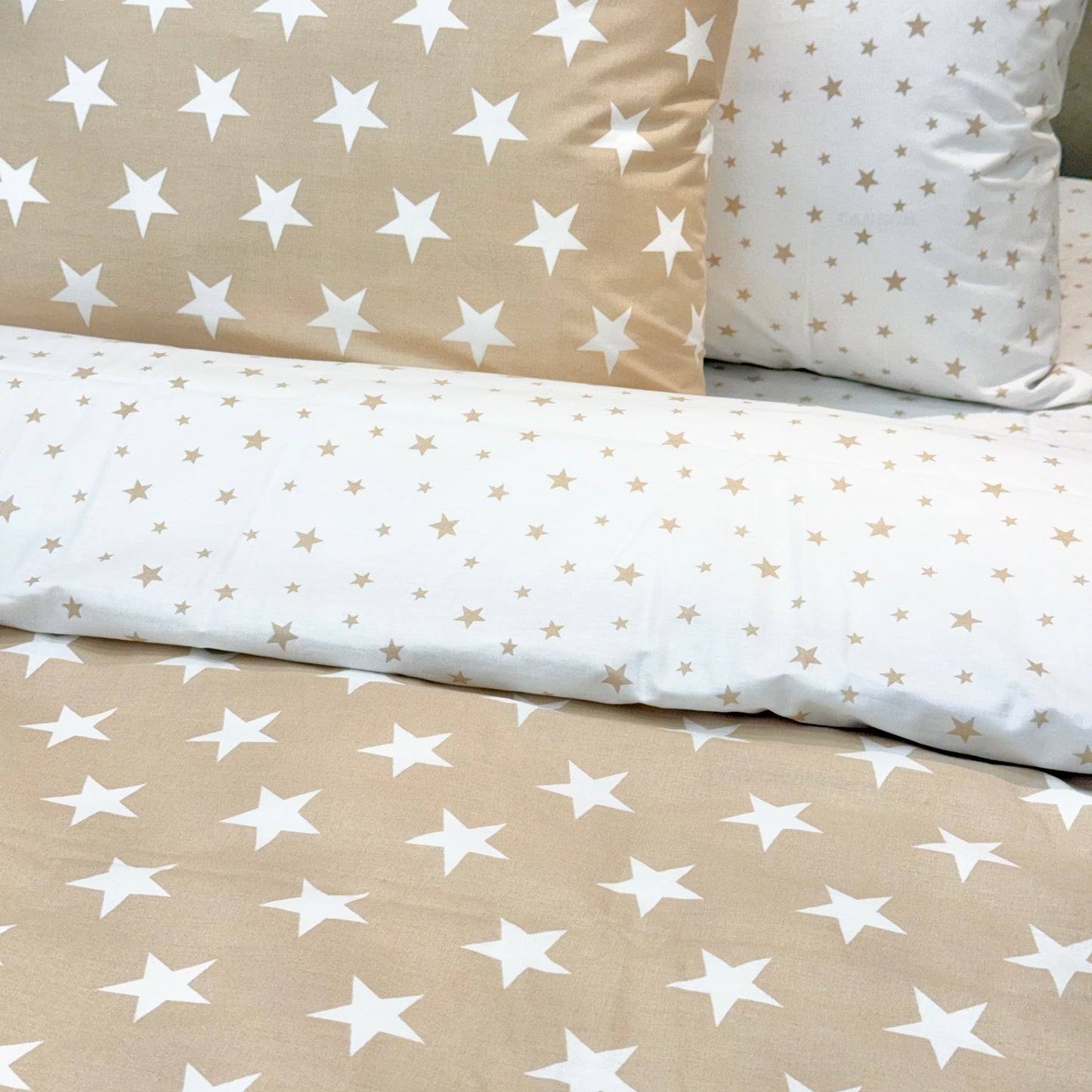 COMFYB 100% COTTON REVERSIBLE STAR BED SET 4 PIECES BEIGE