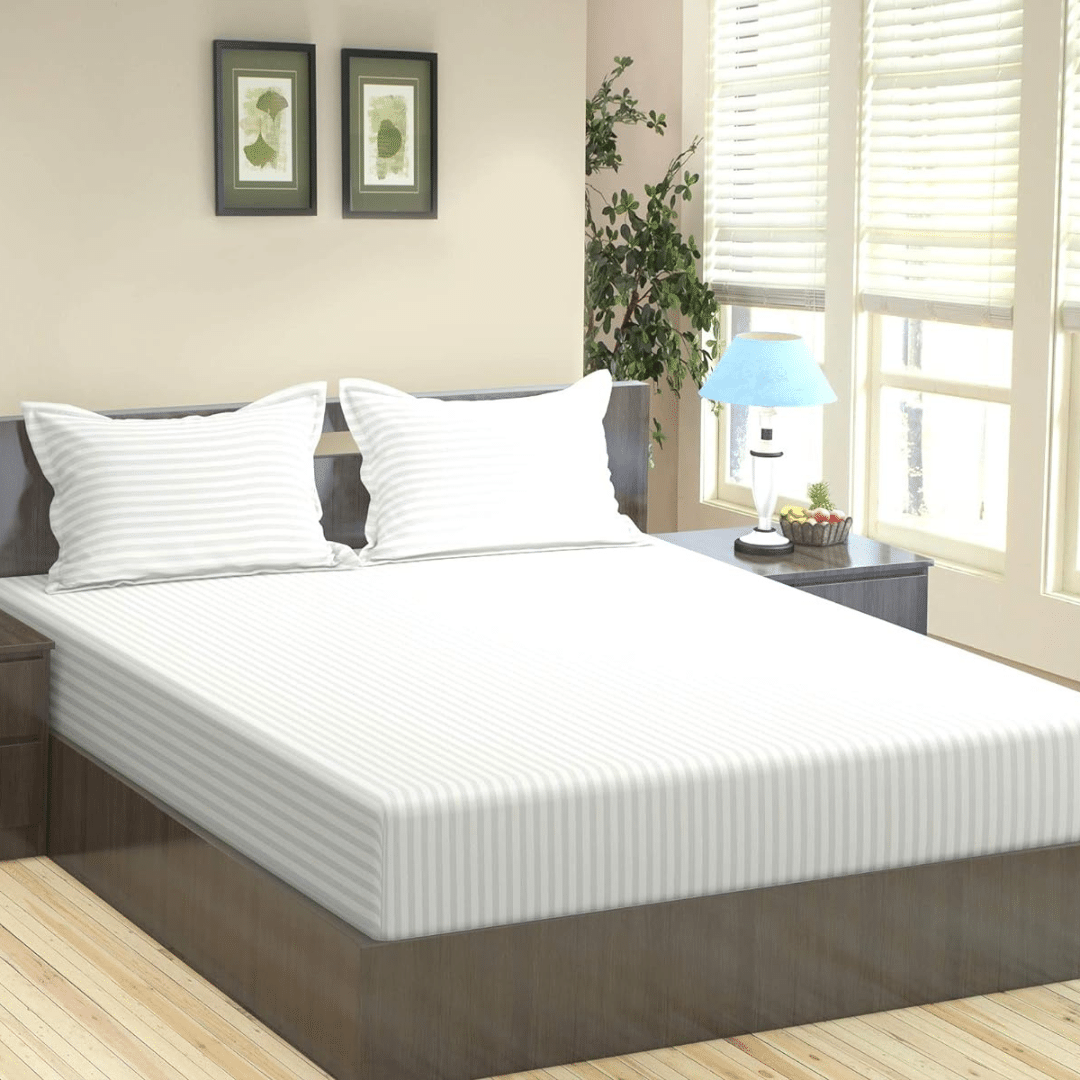 Give your bedroom an elegant makeover with this cost effective 90 GSM fitted sheet set featuring a remarkable design, made of high quality double brushed microfiber for extra smoothness and durability. Set is available in multiple colors and in three sizes. SINGLE SIZE: 2 fitted sheets 120×200 cm + 2 pillow cases 50×75 cm DOUBLE SIZE: 1 fitted sheet 180×200 cm + 2 pillow cases 50×75 cm KING SIZE: 1 fitted sheet 200×200 cm + 2 pillow cases 50×75 cm