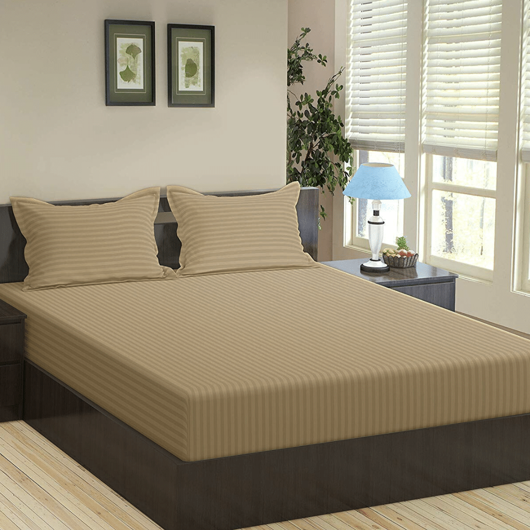 Give your bedroom an elegant makeover with this cost effective 90 GSM fitted sheet set featuring a remarkable design, made of high quality double brushed microfiber for extra smoothness and durability. Set is available in multiple colors and in three sizes. SINGLE SIZE: 2 fitted sheets 120×200 cm + 2 pillow cases 50×75 cm DOUBLE SIZE: 1 fitted sheet 180×200 cm + 2 pillow cases 50×75 cm KING SIZE: 1 fitted sheet 200×200 cm + 2 pillow cases 50×75 cm