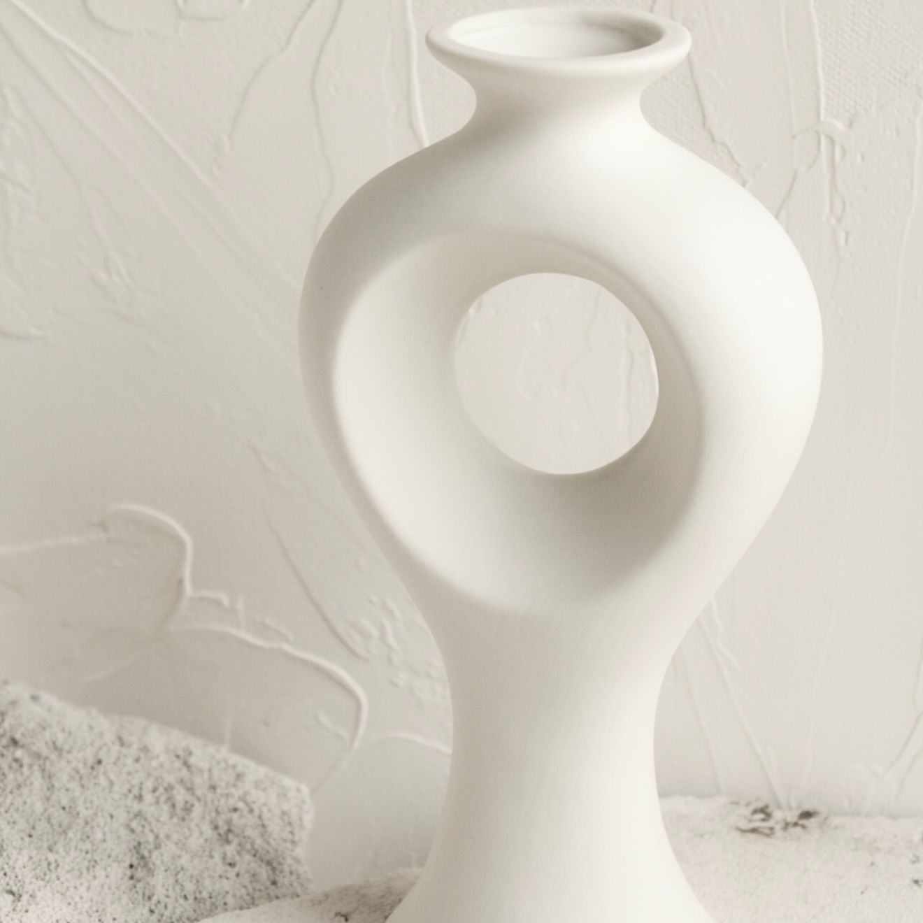 CERAMIC FLOWER VASE LOVE
