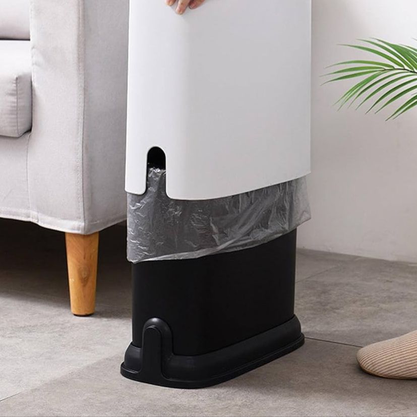 CAT TRASH BASKET WITH LID WHITE