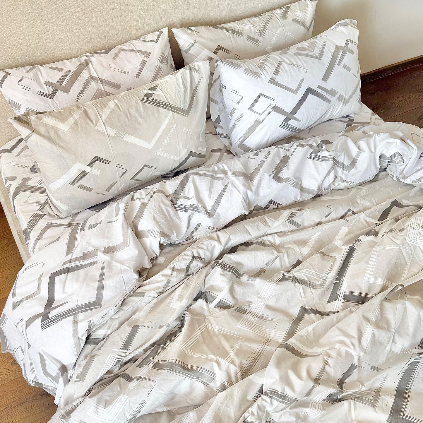 COMFYB 100% COTTON REVERSIBLE BED SET GEOM