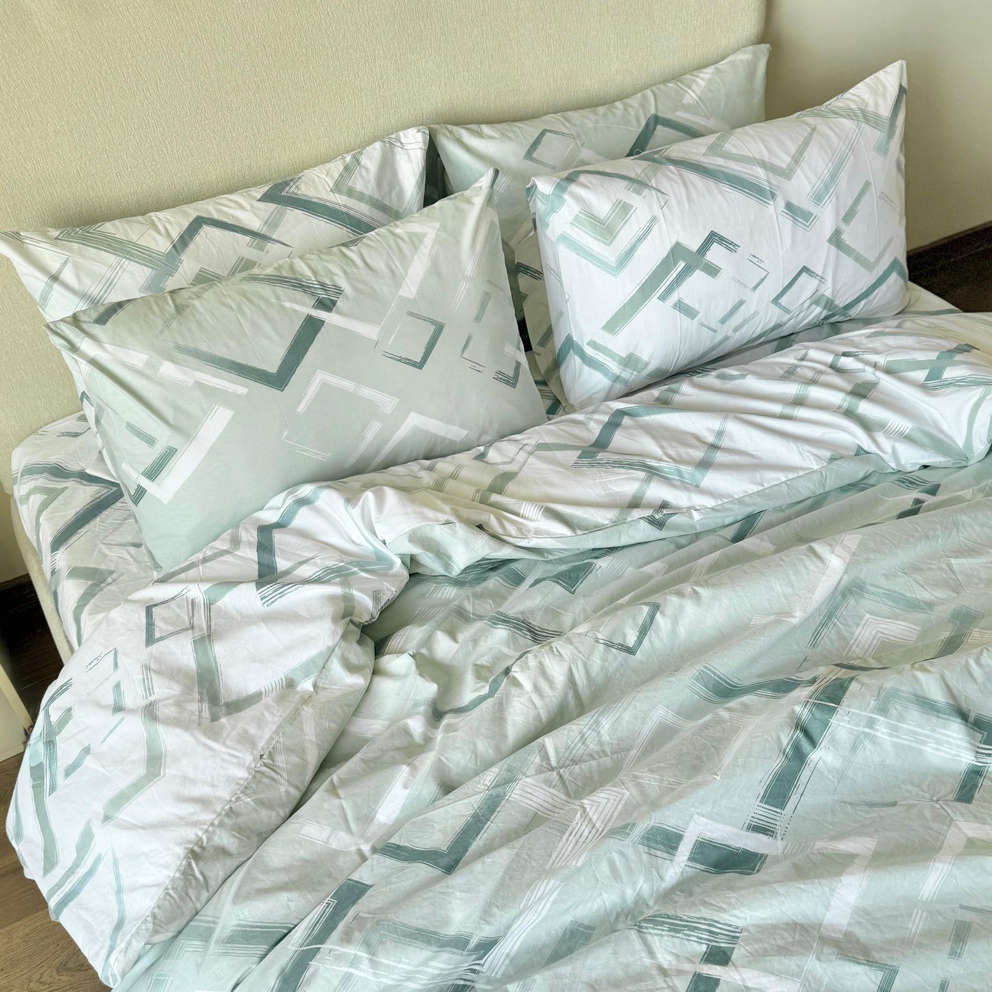 COMFYB 100% COTTON REVERSIBLE BED SET GEOM
