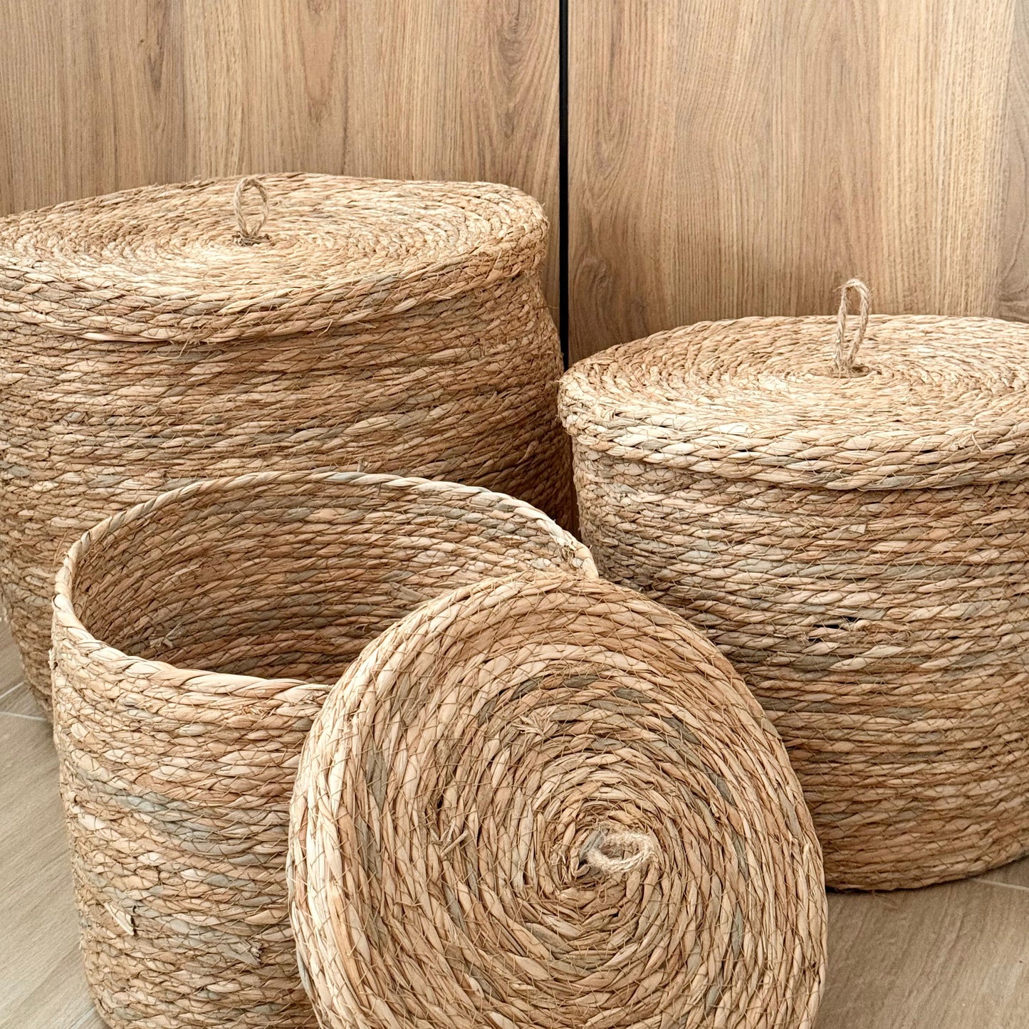 KITO STRAW STORAGE BASKET WITH LID