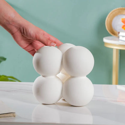 WHITE CERAMIC VASE 6 BUBBLE BUD