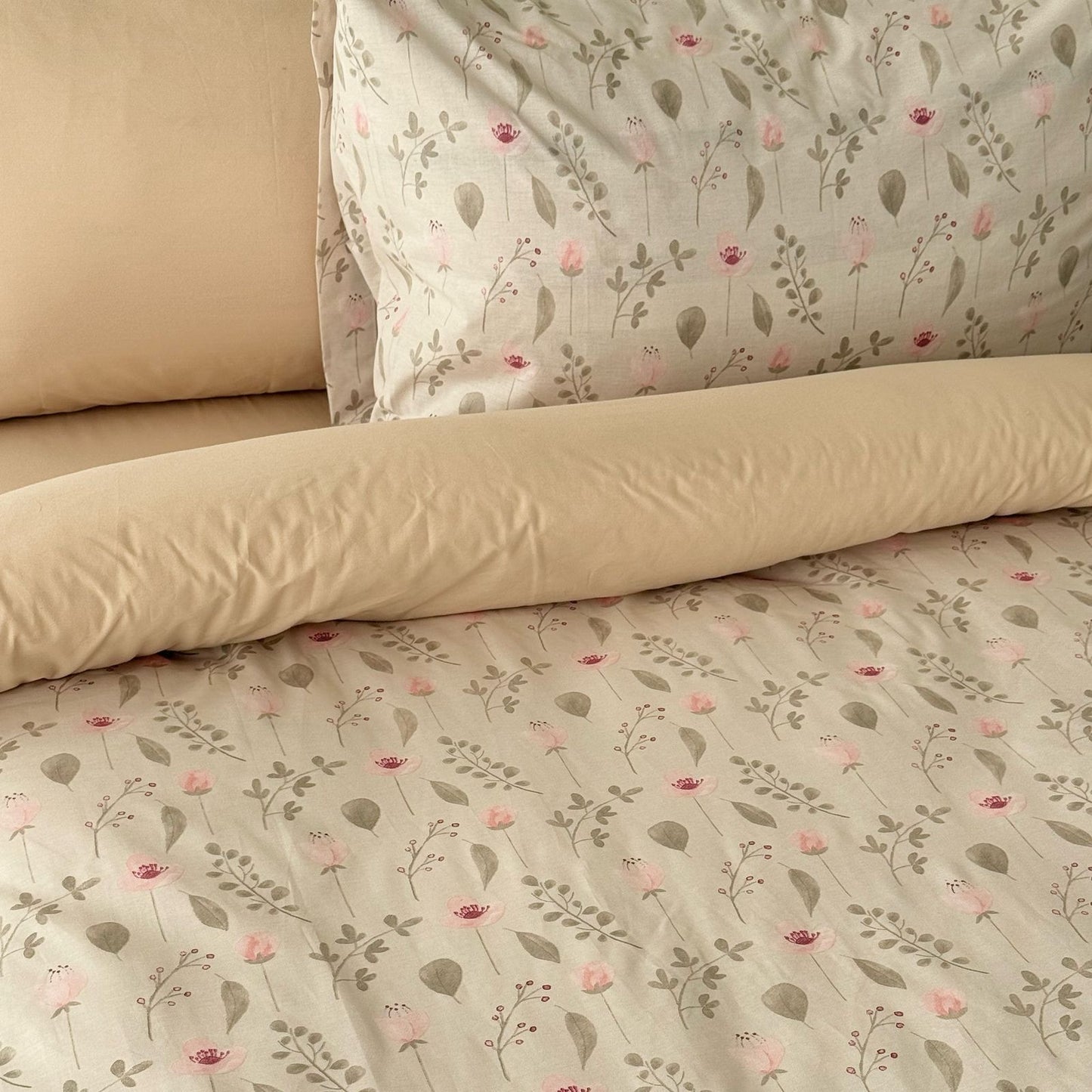 COMFYB 100% COTTON REVERSIBLE BED SET LEAVE