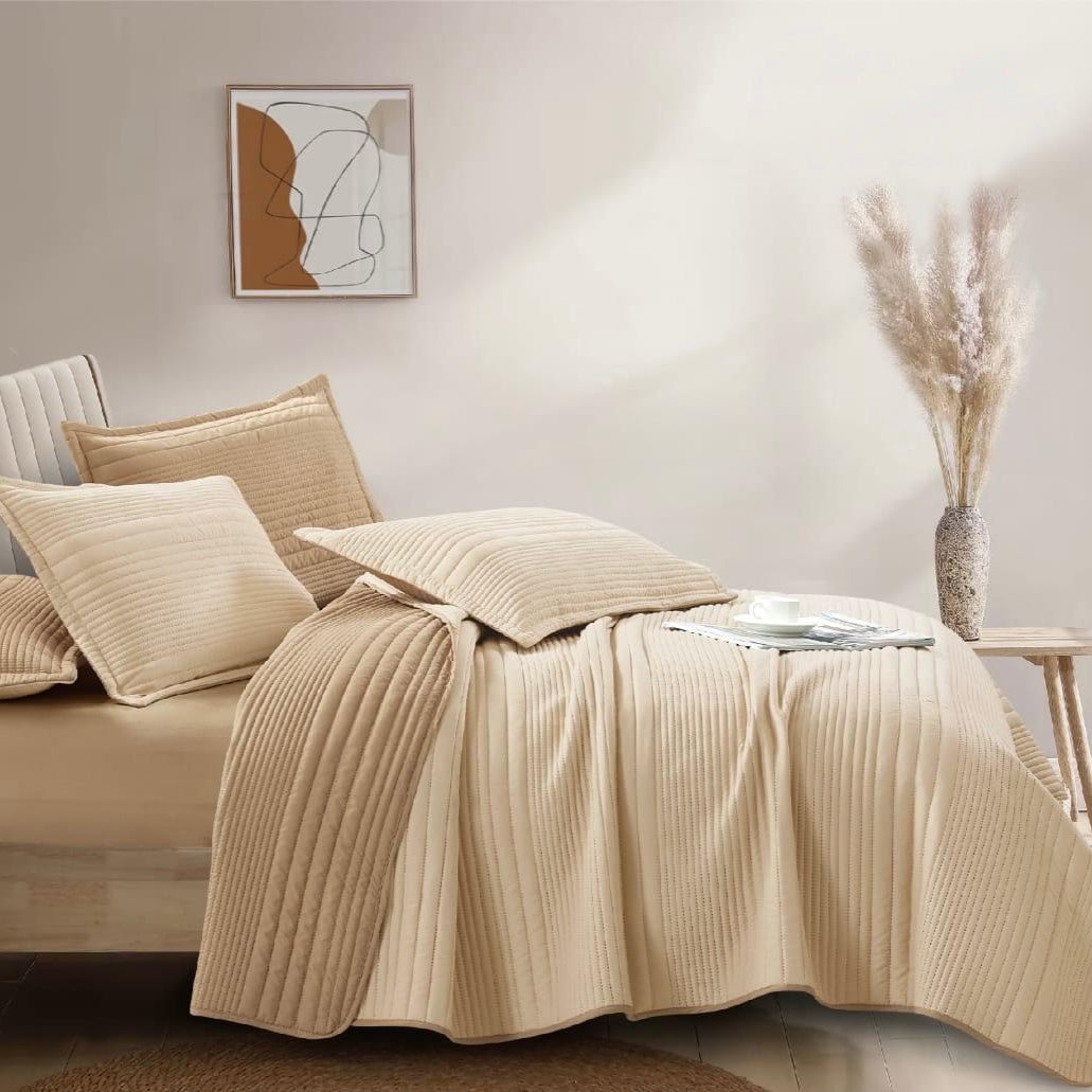 STRIPED MICROFIBER BEDSPREAD SET