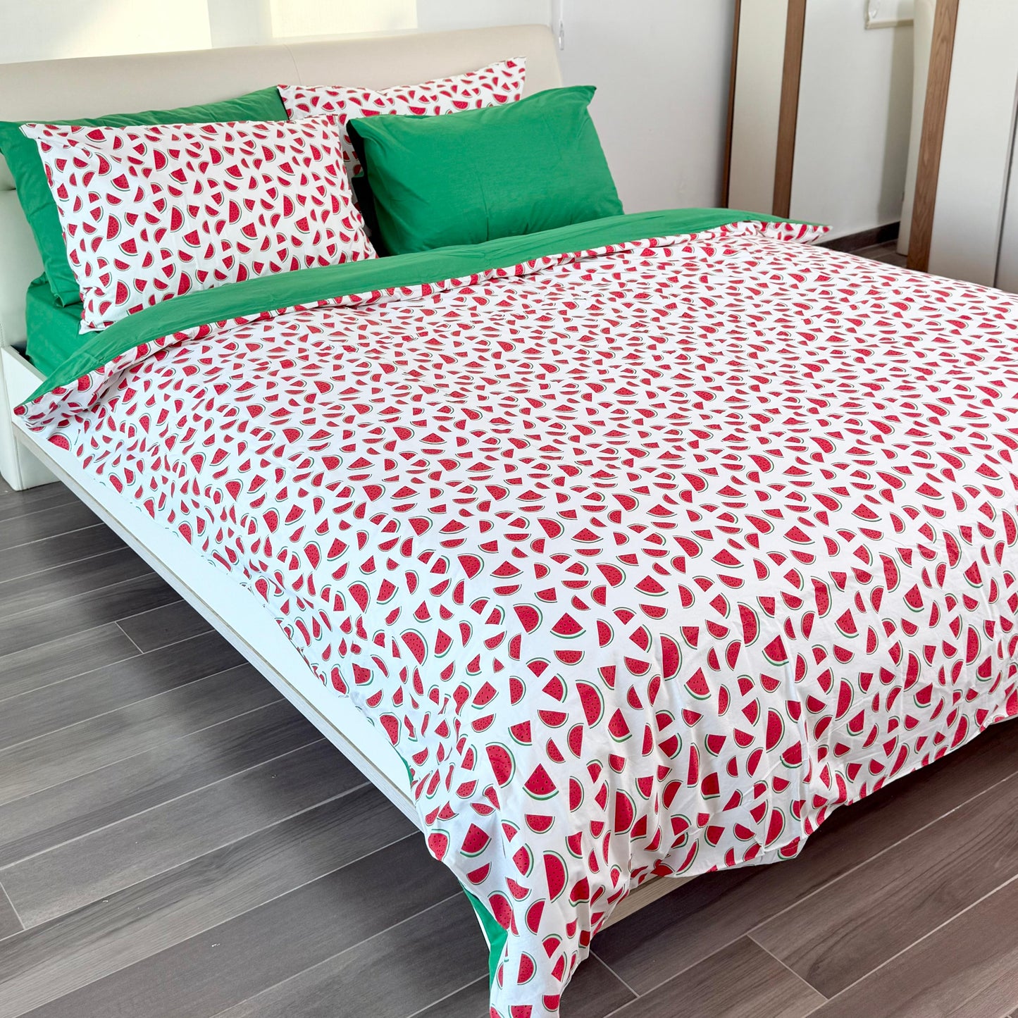 COMFYB 100% COTTON REVERSIBLE BED SET WATERMELON
