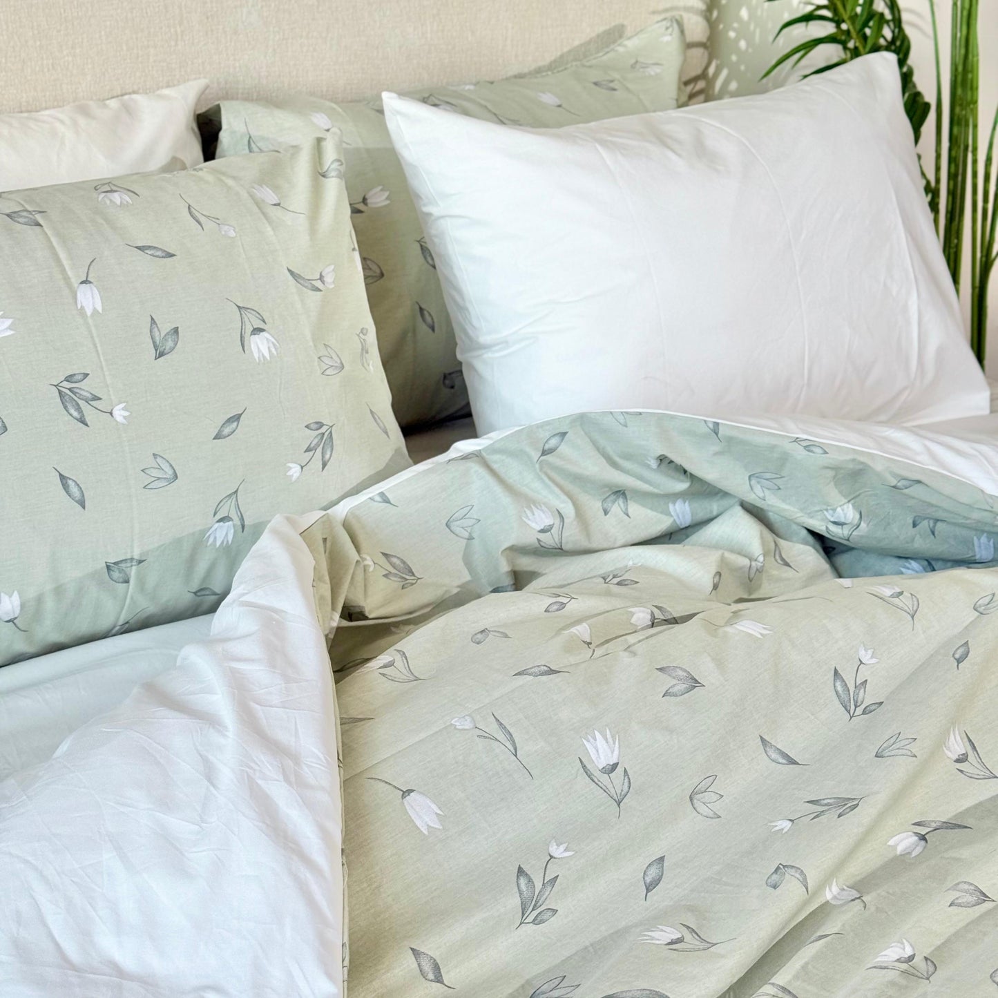 COMFYB 100% COTTON REVERSIBLE BED SET MLEAVE