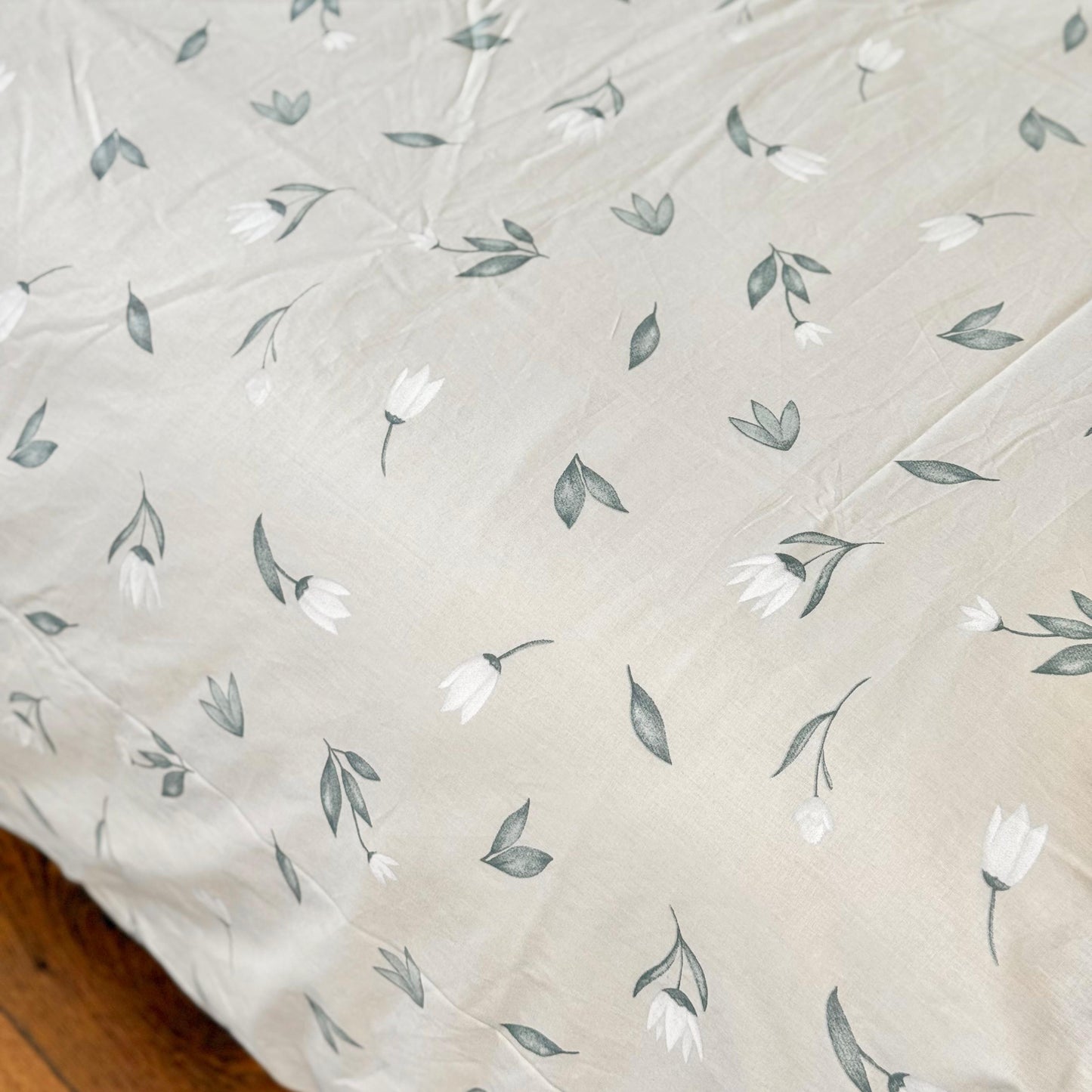COMFYB 100% COTTON REVERSIBLE BED SET MLEAVE