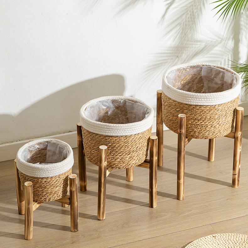 SW STRAW ROUND BASKET POT