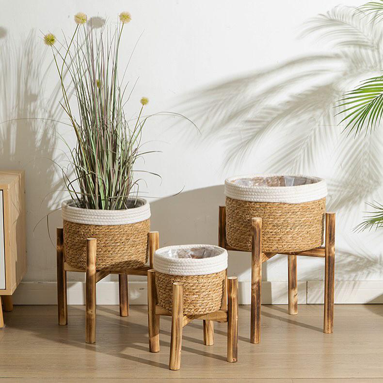 SW STRAW ROUND BASKET POT