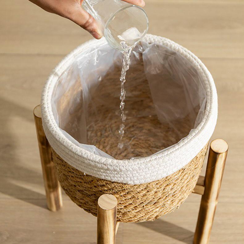 SW STRAW ROUND BASKET POT