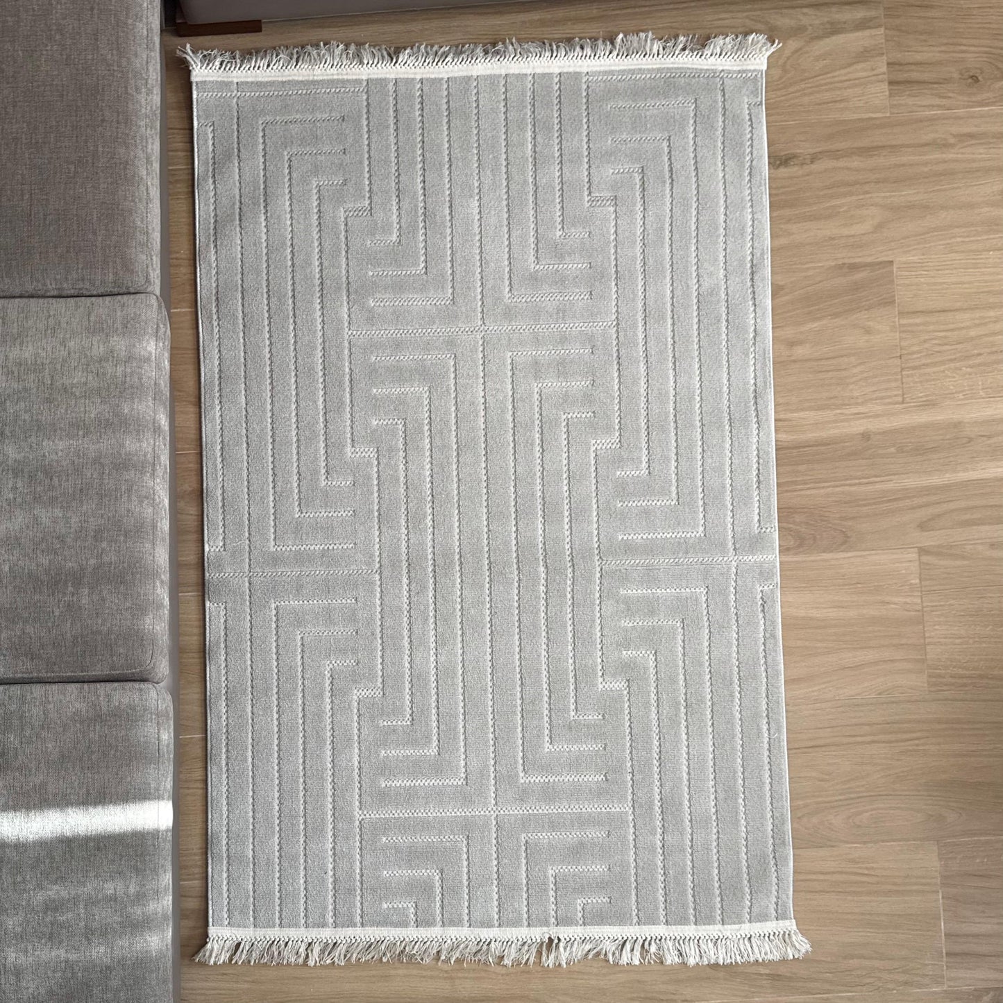 BERGAMA GREY CARPET