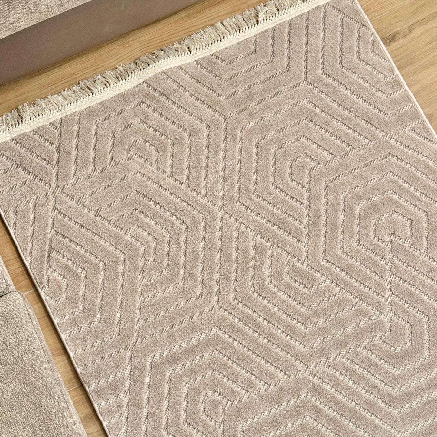 BERGAMA BEIGE CARPET