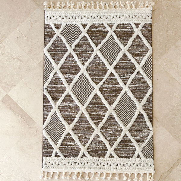 QUINCEY CARPET CREAM 200X290CM WITH TASSELS
