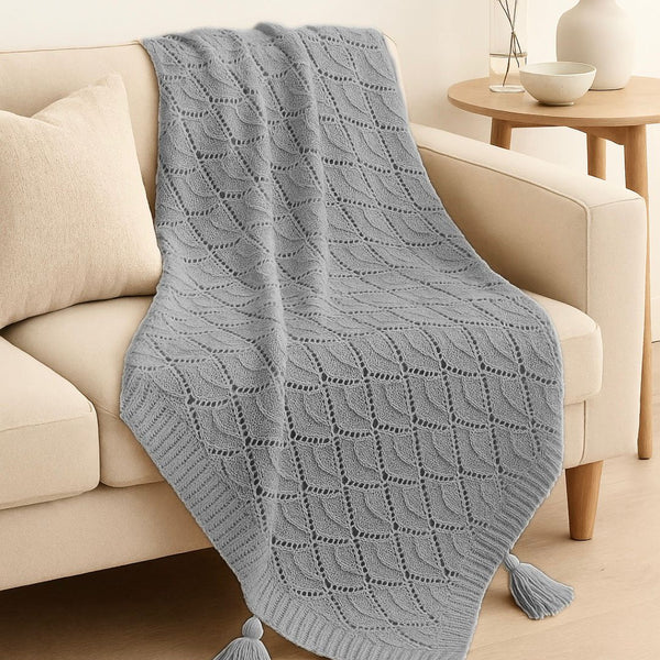 COZY DIAMOND KNIT THROW BLANKET WITH TASSELS CREAM