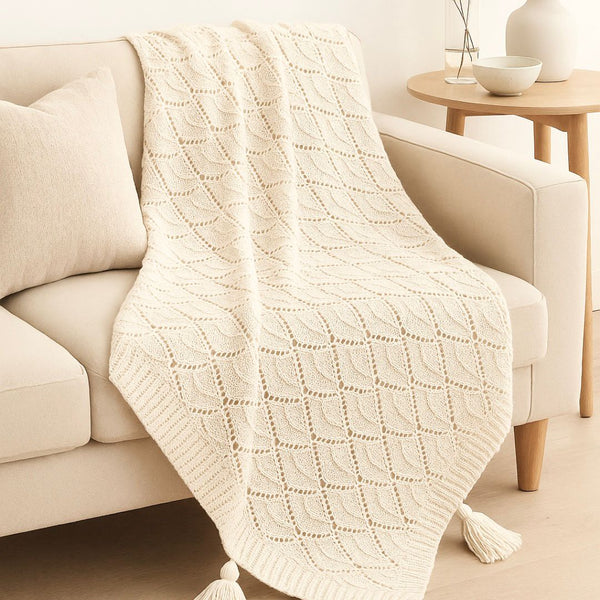 COZY DIAMOND KNIT THROW BLANKET WITH TASSELS CREAM
