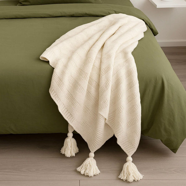COZY STRIPED KNIT THROW BLANKET WITH TASSELS
