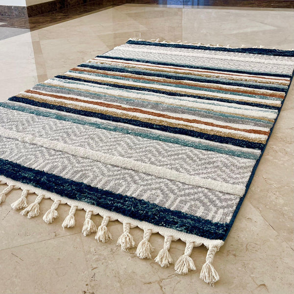 QUINCEY CARPET WITH TASSELS BLUE