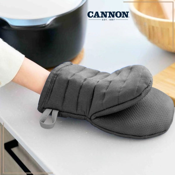 HEAT RESISTANT QUILTED OVEN GLOVE