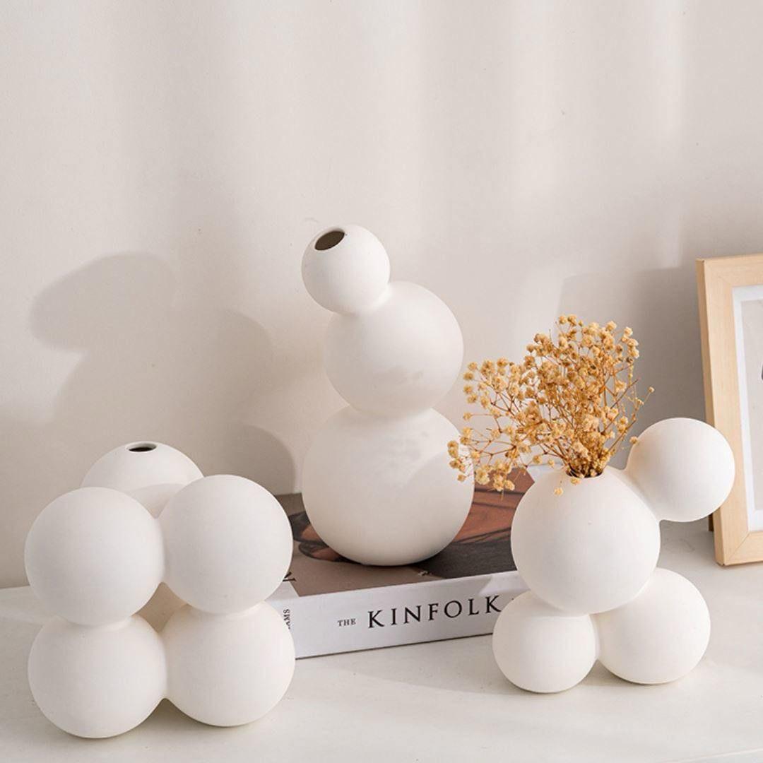 WHITE CERAMIC VASE 6 BUBBLE BUD