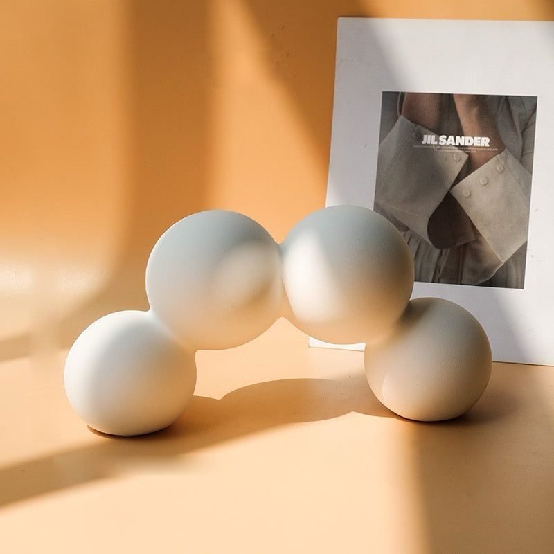 WHITE CERAMIC VASE 4 BUBBLE BUD