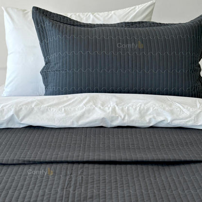 WAVY MICROFIBER PLAIN BEDSPREAD SET