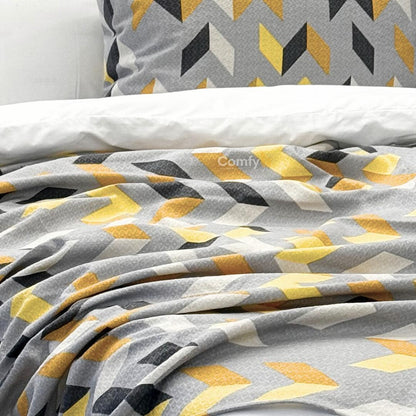 COMFYB 100% COTTON PRINTED PIKE BLANKET YELLOW
