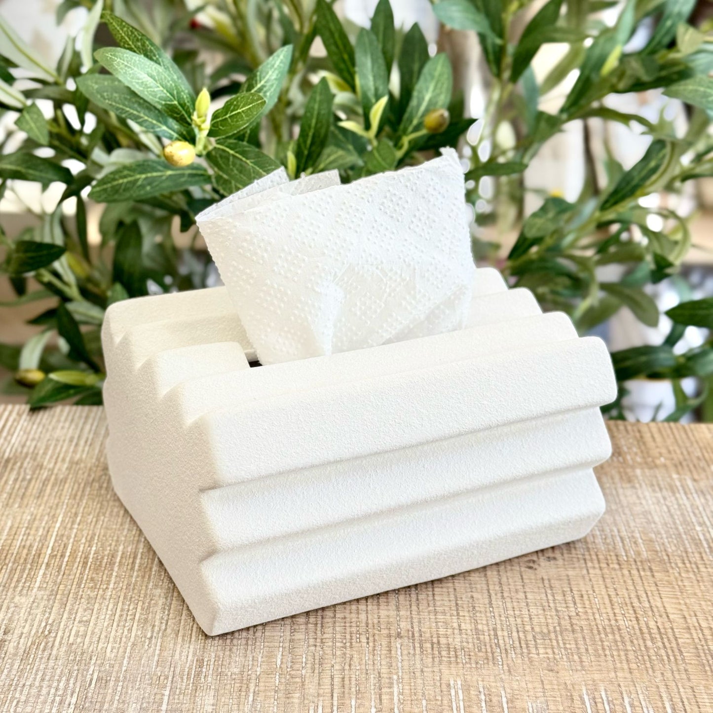 PORCELAIN STRIPED TISSUE BOX