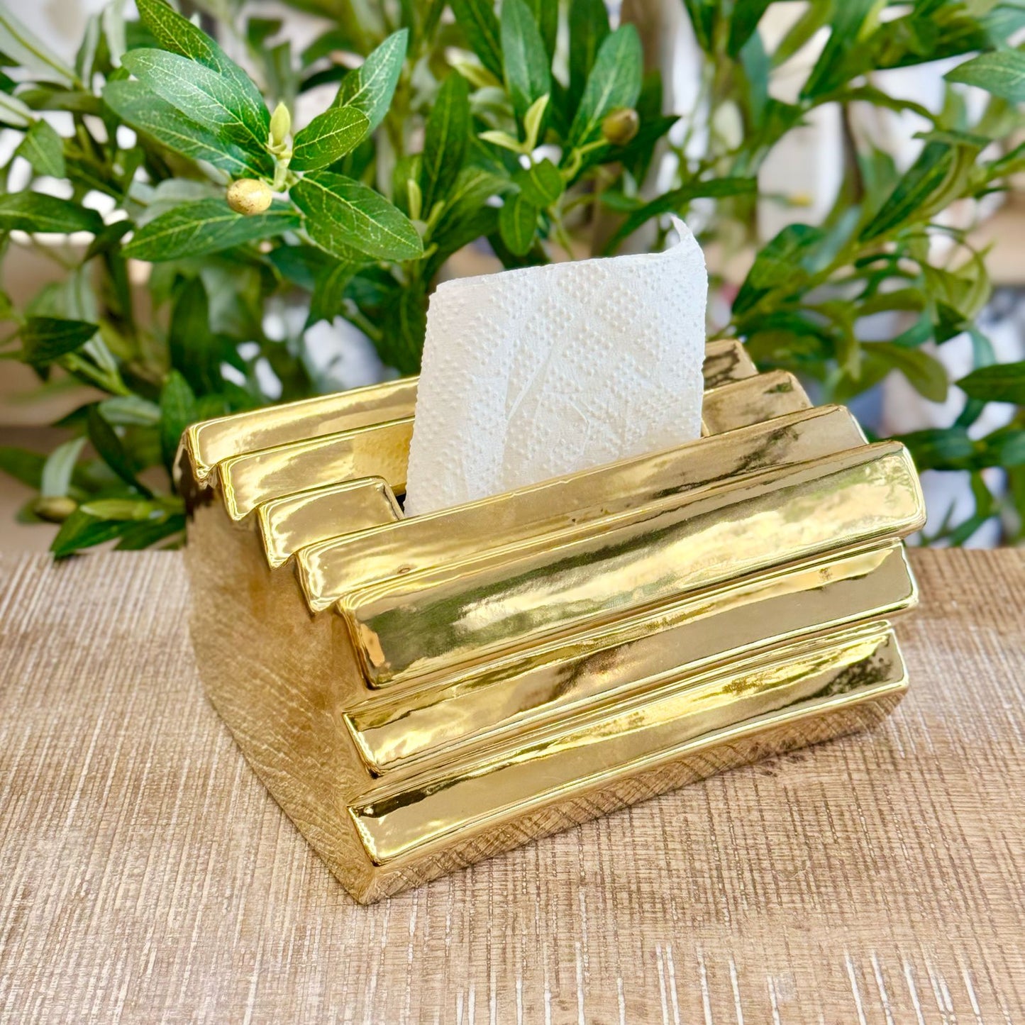 PORCELAIN STRIPED TISSUE BOX