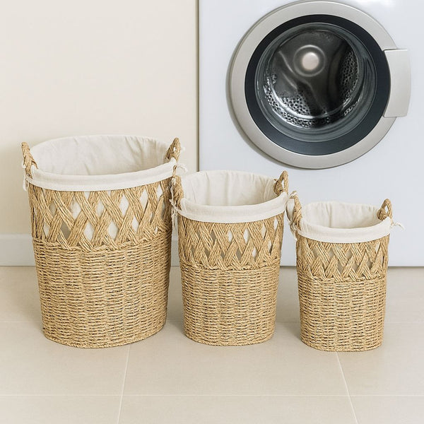 XX STRAW LAUNDRY BASKET WITH HANDLES