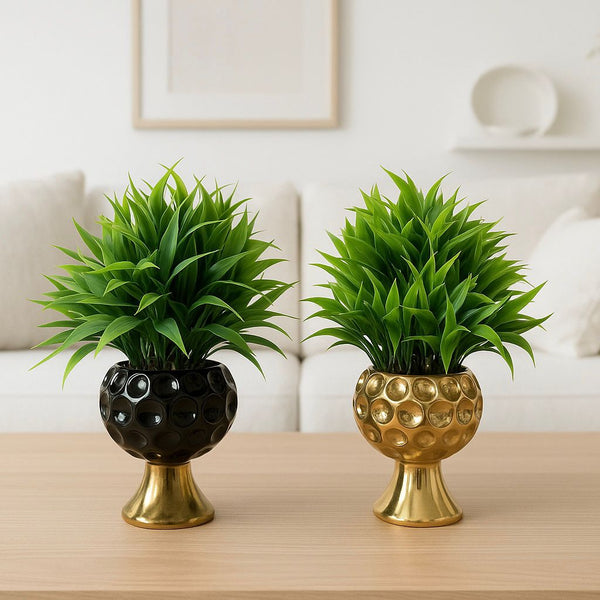 ARTIFICIAL GREEN PLANT IN A DECORATIVE GOLDEN